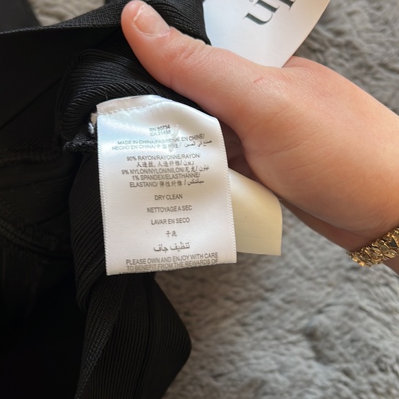 Herve Leger Lia Tank Top - Picture 6 of 6